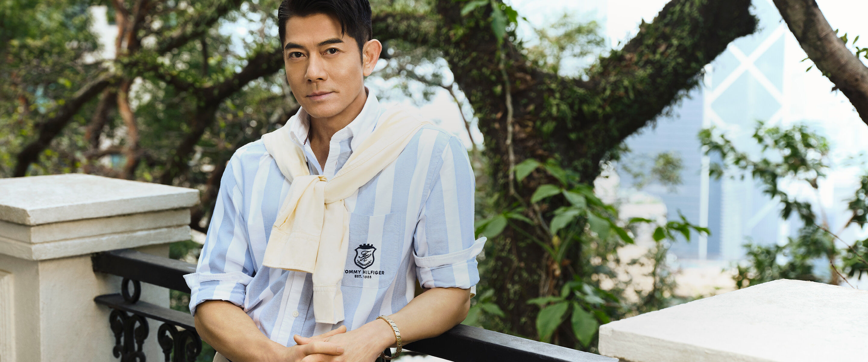 As seen on Aaron Kwok Modern prep, effortless ease.